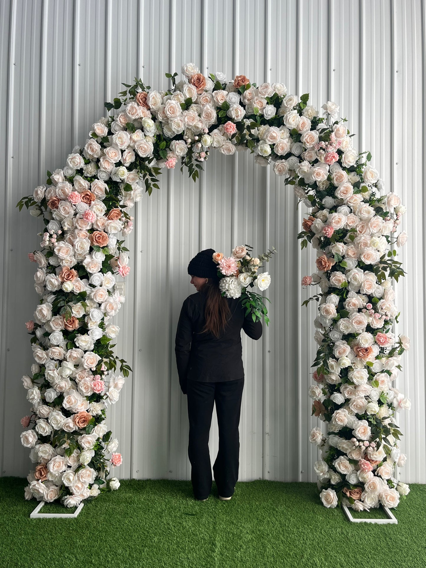 The Coastal Blush Value Arch