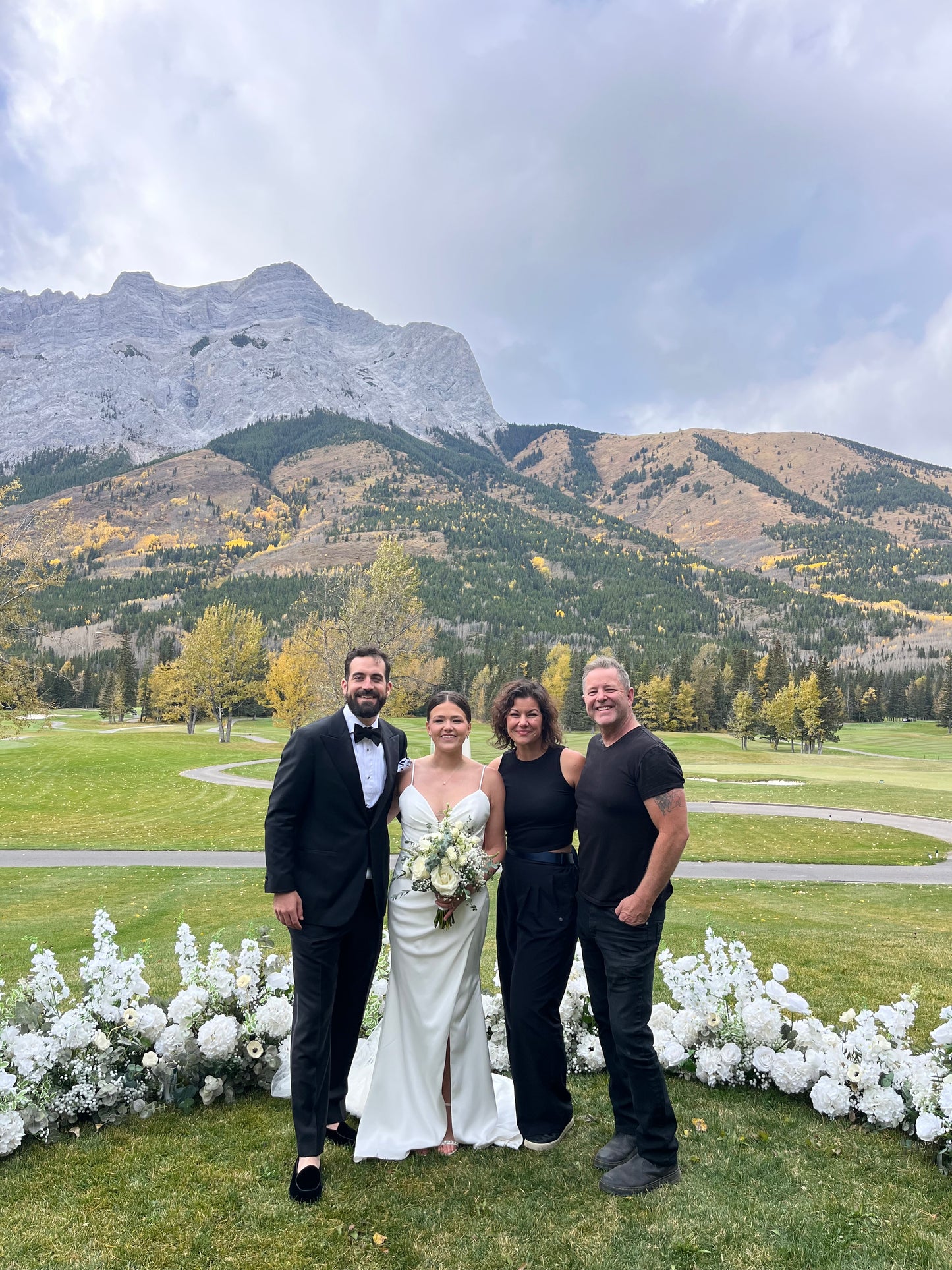 The Glacier Flower Grounded Arch