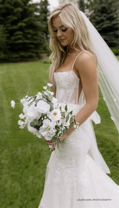 The Bridal Falls Bridal Bouquet
